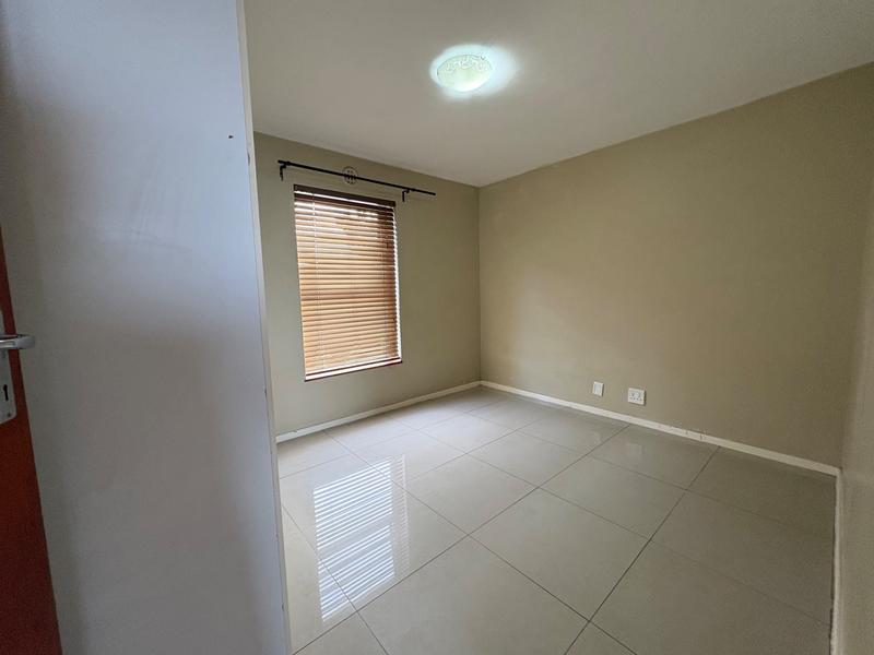 2 Bedroom Property for Sale in Ottery Western Cape